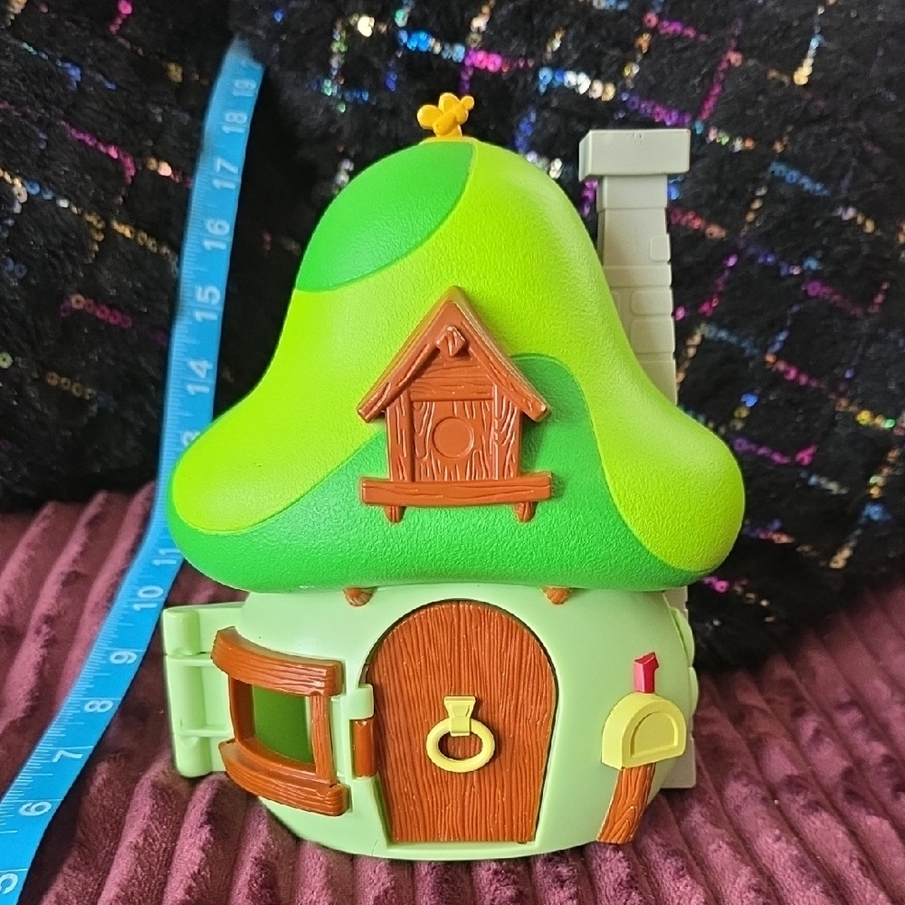 Green Mushroom House SMURFS 2009